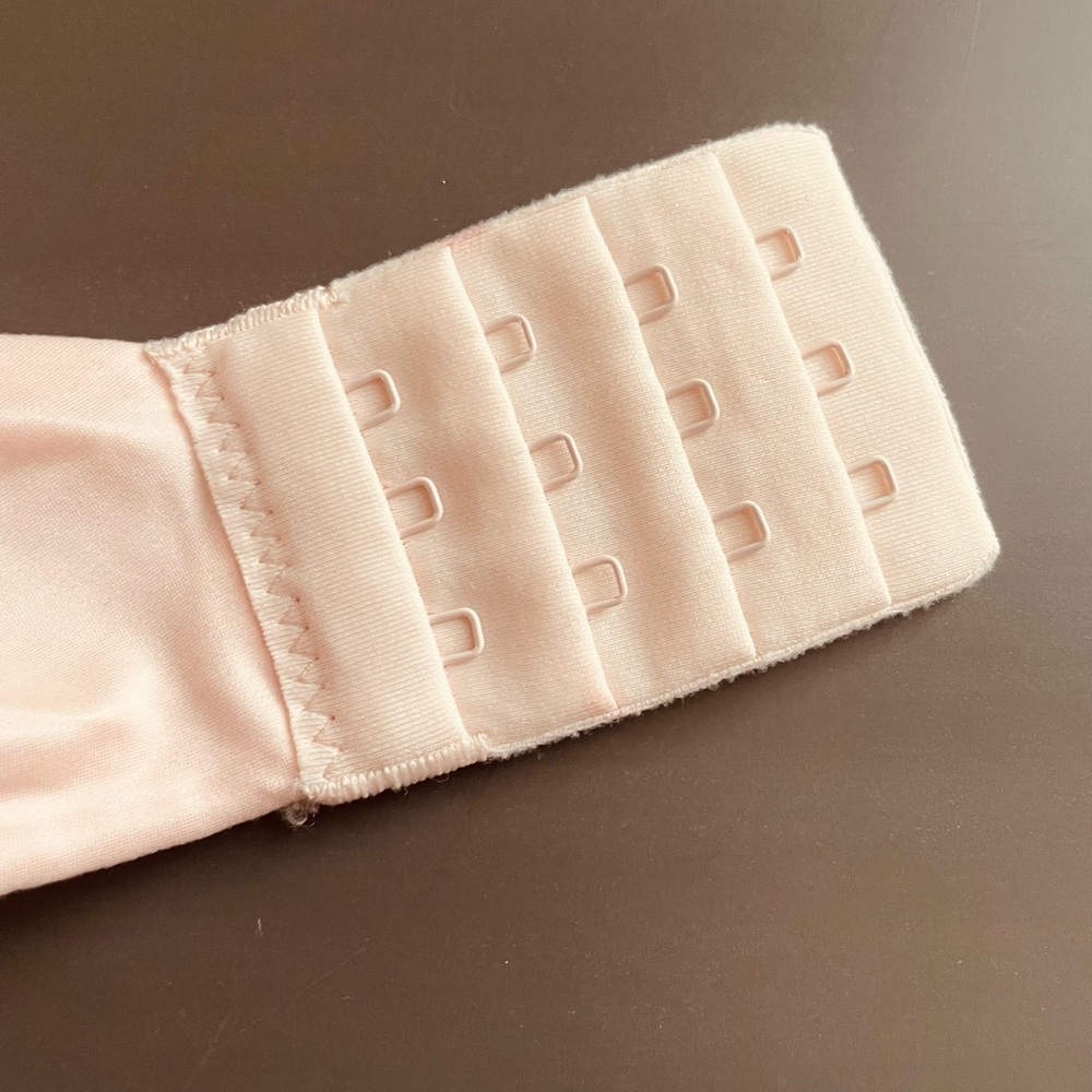 Victoria's Secret Pink Full Coverage Bra - Picture 4 of 5